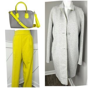 CAROLINA BELLE GREY STRETCHY JACKET W / POCKETS
SIZE - LARGE - PRELOVED